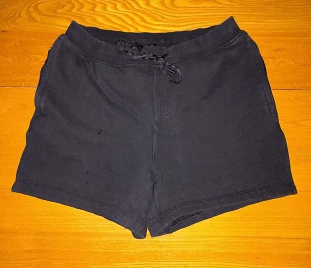 Lululemon Athletica Black Fleece Sweat Shorts with Drawstring Size L
